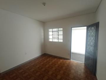 Casas / Padrão em Ribeirão Preto Alugar por R$930,00