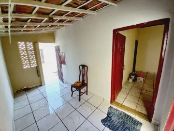 Casas / Padrão em Ribeirão Preto Alugar por R$700,00