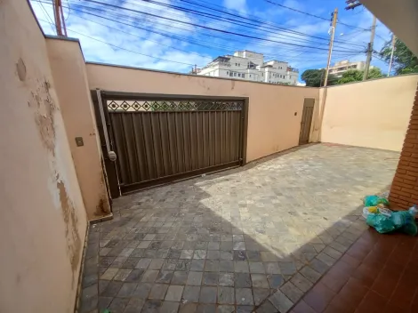 Casas / Padrão em Ribeirão Preto Alugar por R$2.800,00