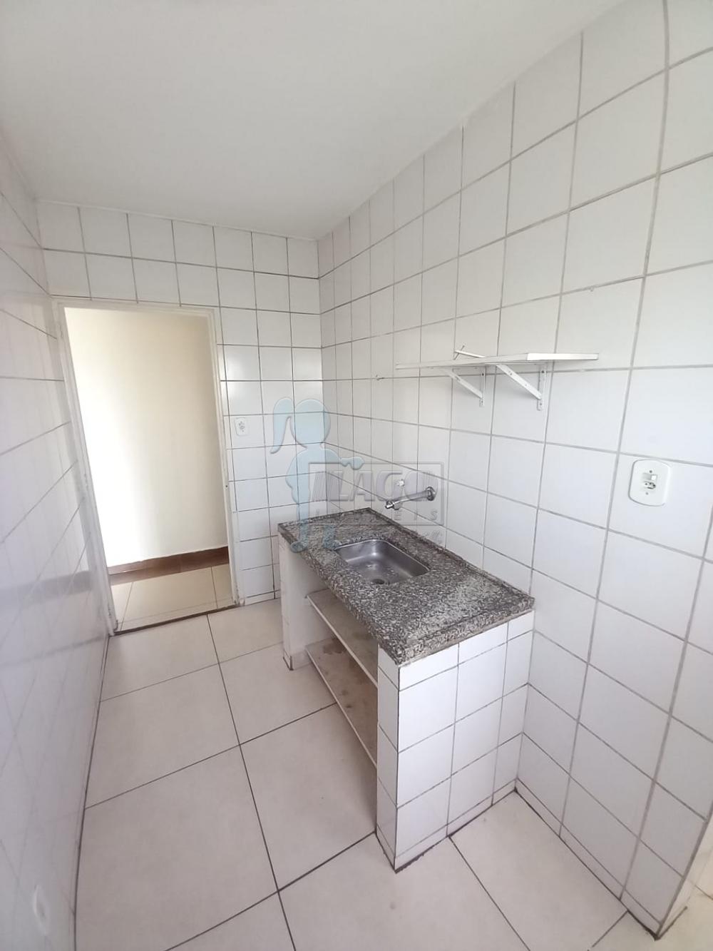 Alugar Apartamentos / Padrão em Ribeirão Preto R$ 740,00 - Foto 8