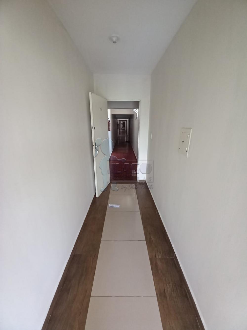 Alugar Apartamentos / Padrão em Ribeirão Preto R$ 740,00 - Foto 4