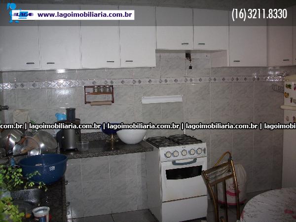 Alugar Casas / Padrão em Ribeirão Preto R$ 1.600,00 - Foto 5