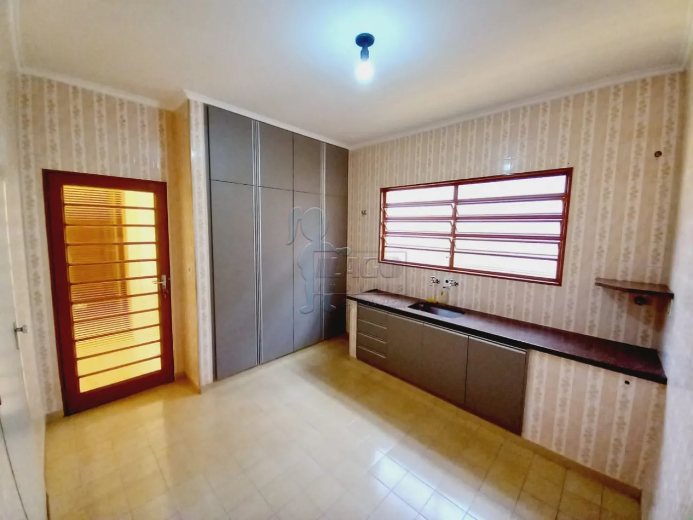 Alugar Casas / Padrão em Ribeirão Preto R$ 3.600,00 - Foto 12