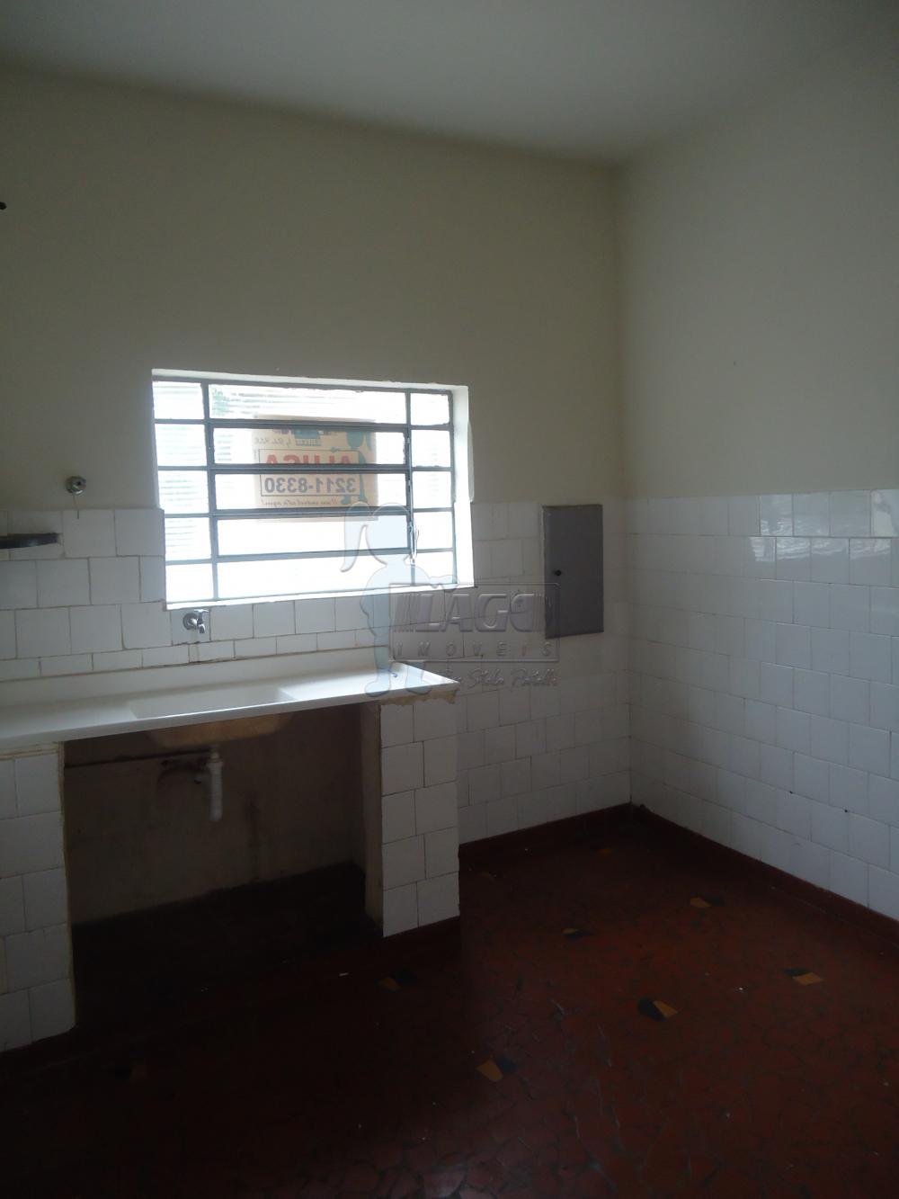 Alugar Casas / Padrão em Ribeirão Preto R$ 700,00 - Foto 10