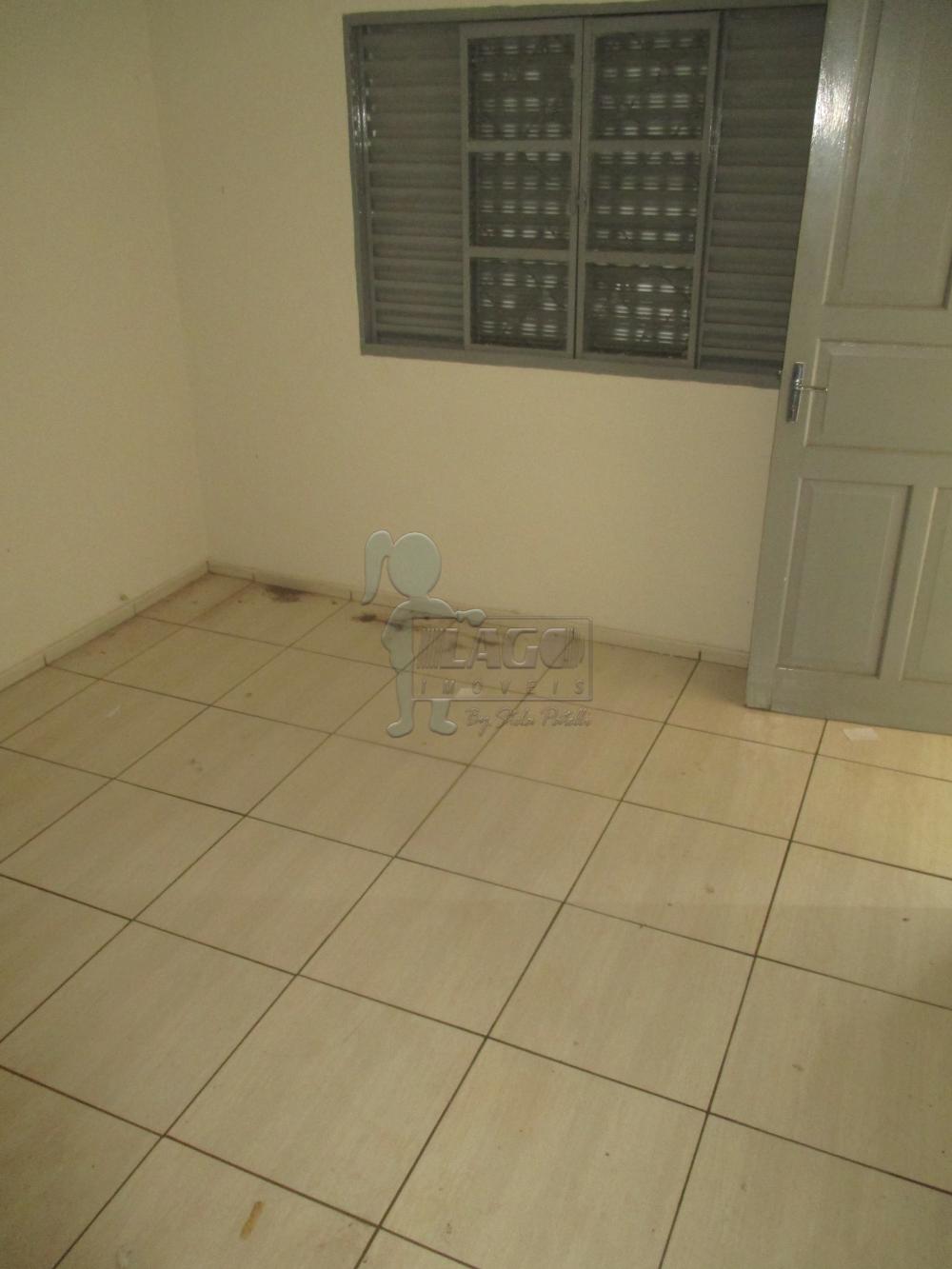 Alugar Casas / Padrão em Ribeirão Preto R$ 700,00 - Foto 13