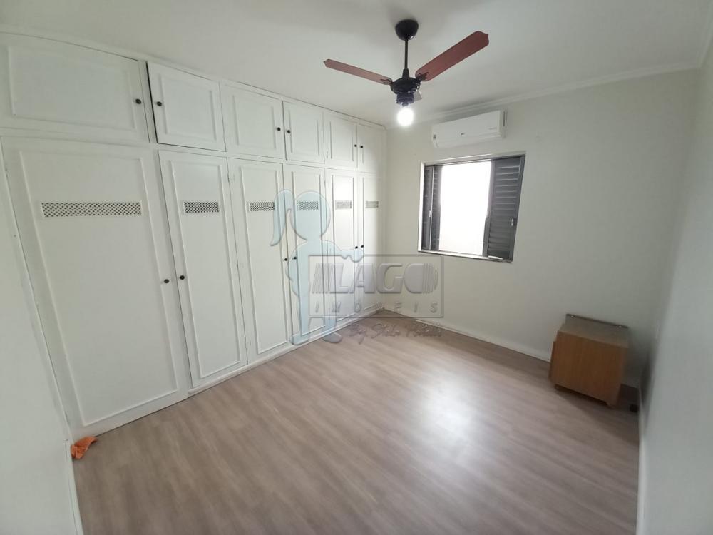 Alugar Casas / Padrão em Ribeirão Preto R$ 2.200,00 - Foto 3