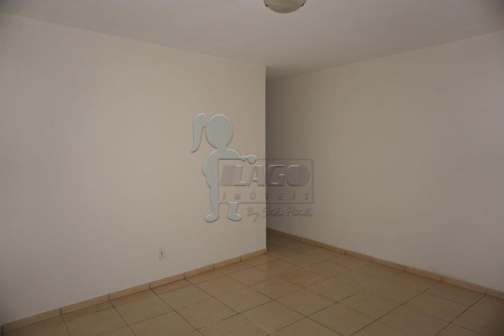 Alugar Apartamentos / Padrão em Ribeirão Preto R$ 680,00 - Foto 1