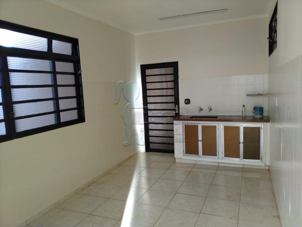 Alugar Casas / Padrão em Ribeirão Preto R$ 1.300,00 - Foto 10