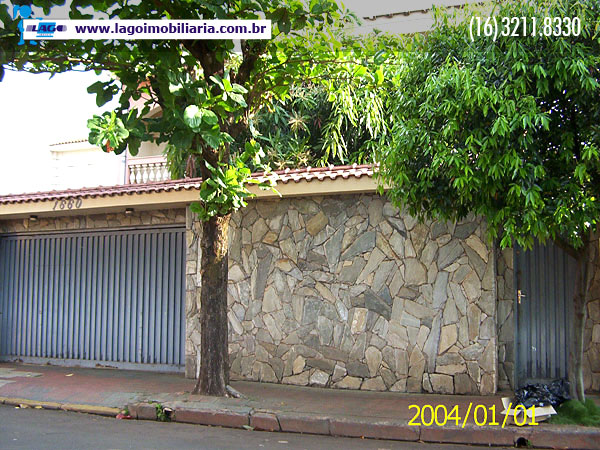 Comprar Casas / Padrão em Ribeirão Preto R$ 700.000,00 - Foto 1