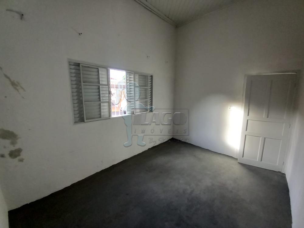 Alugar Casas / Padrão em Ribeirão Preto R$ 1.650,00 - Foto 1