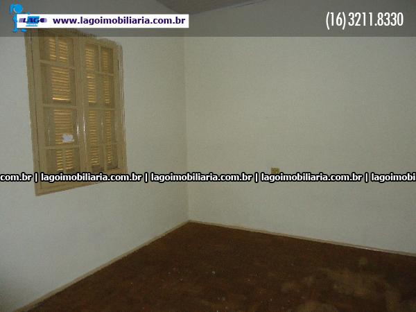 Alugar Casas / Padrão em Ribeirão Preto R$ 900,00 - Foto 5