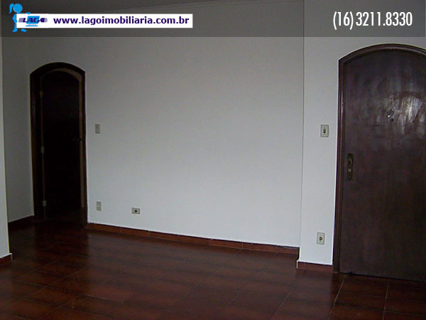 Alugar Apartamentos / Padrão em Ribeirão Preto R$ 1.300,00 - Foto 3