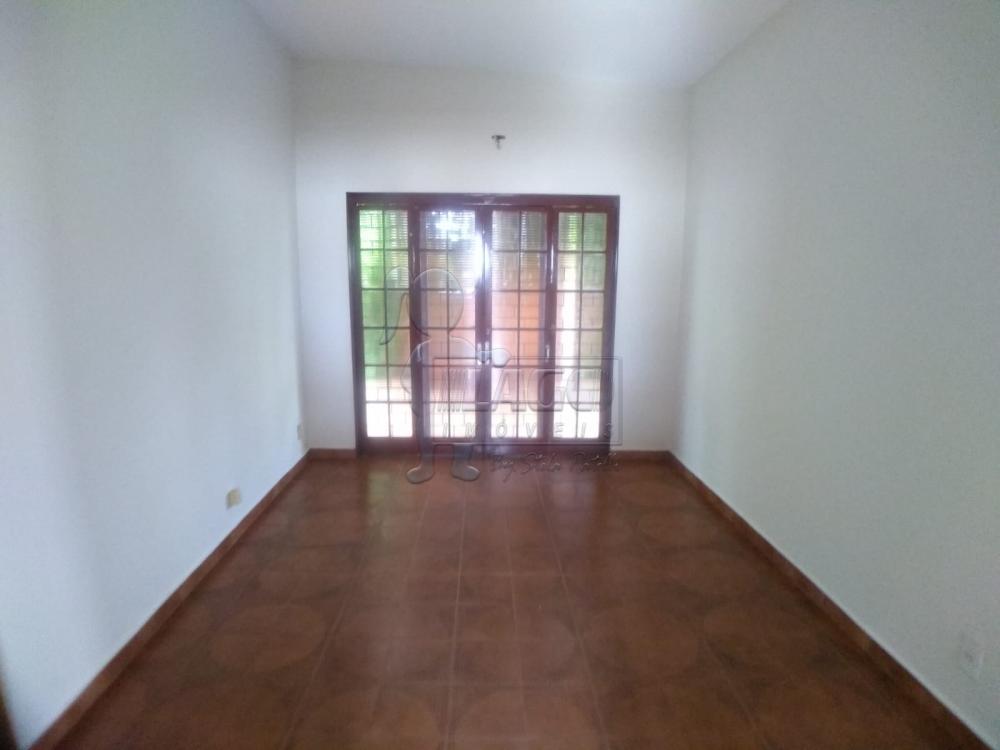 Alugar Casas / Padrão em Ribeirão Preto R$ 800,00 - Foto 3