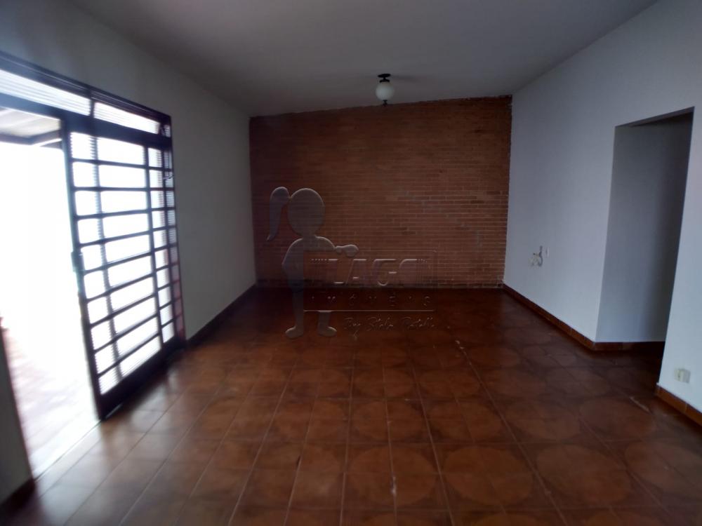 Alugar Casas / Padrão em Ribeirão Preto R$ 800,00 - Foto 2