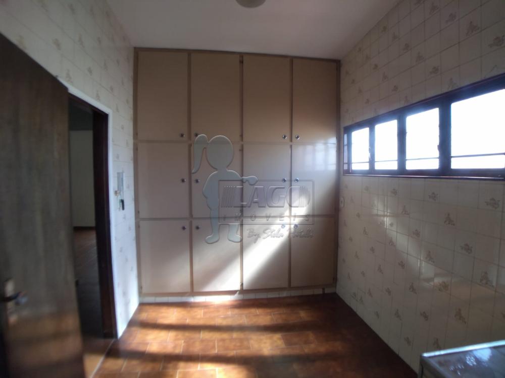 Alugar Casas / Padrão em Ribeirão Preto R$ 800,00 - Foto 7