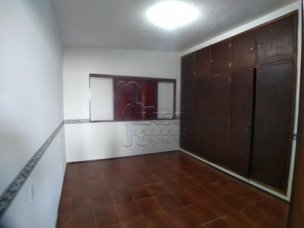 Alugar Casas / Padrão em Ribeirão Preto R$ 800,00 - Foto 10