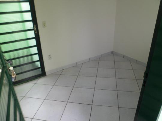 Alugar Casas / Padrão em Ribeirão Preto R$ 2.100,00 - Foto 2