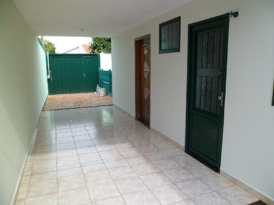 Alugar Casas / Padrão em Ribeirão Preto R$ 2.100,00 - Foto 6