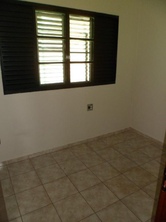 Alugar Casas / Padrão em Ribeirão Preto R$ 2.100,00 - Foto 11