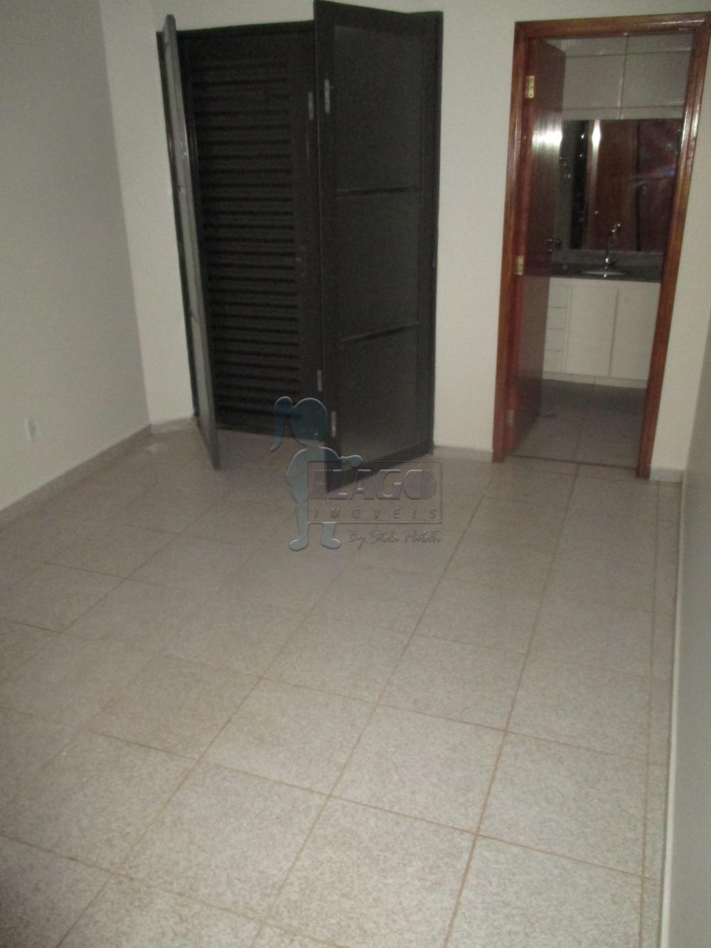 Alugar Apartamentos / Padrão em Ribeirão Preto R$ 1.400,00 - Foto 4