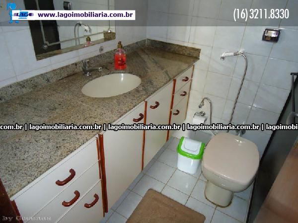 Alugar Apartamentos / Padrão em Ribeirão Preto R$ 1.200,00 - Foto 18