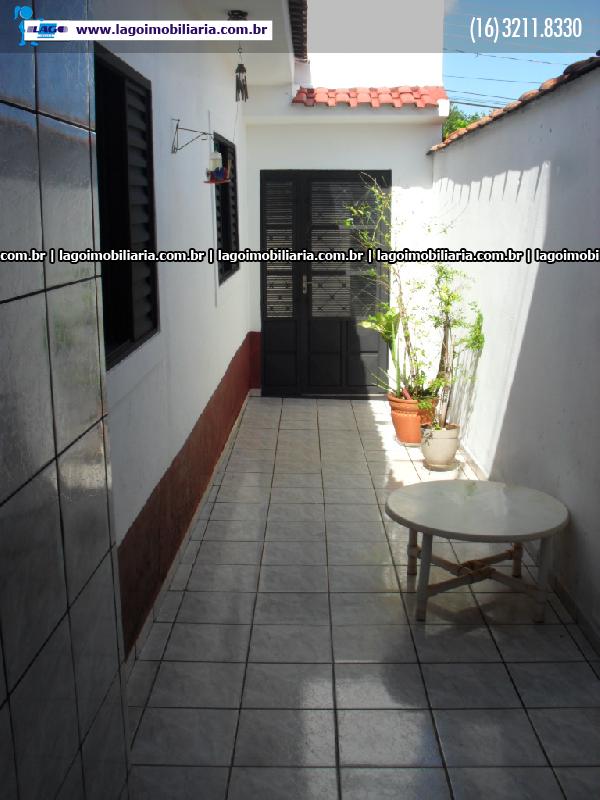 Alugar Casas / Padrão em Ribeirão Preto R$ 1.000,00 - Foto 15