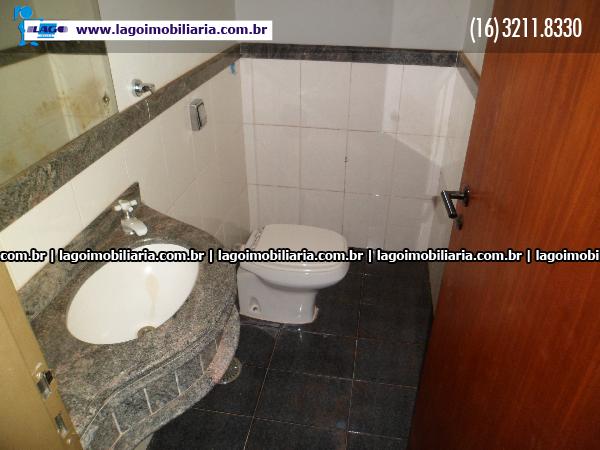 Alugar Apartamentos / Padrão em Ribeirão Preto R$ 1.300,00 - Foto 13