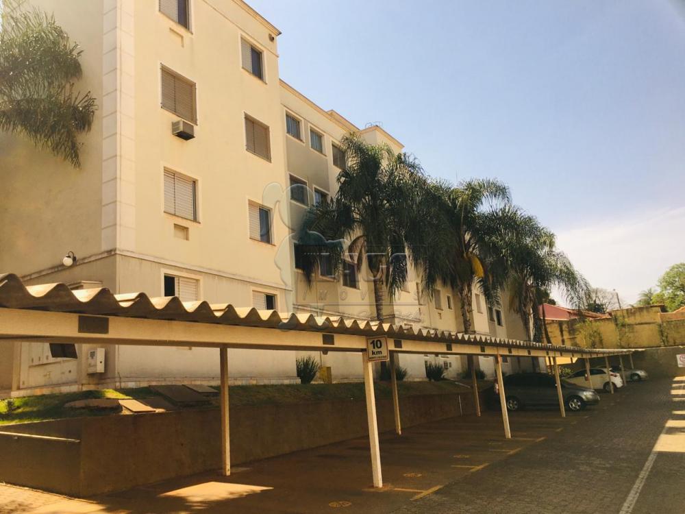 Alugar Apartamentos / Padrão em Ribeirão Preto R$ 750,00 - Foto 1