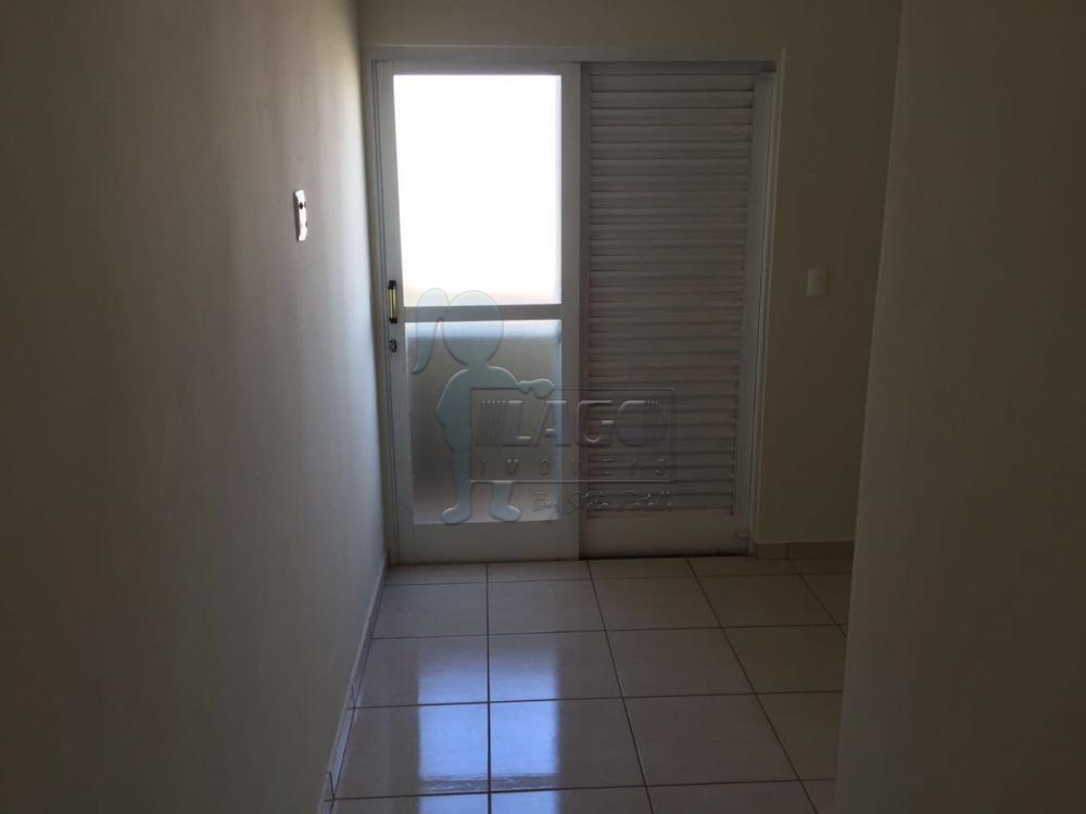 Comprar Apartamentos / Padrão em Ribeirão Preto R$ 165.000,00 - Foto 3