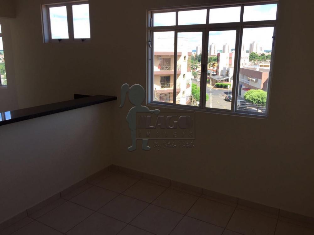 Comprar Apartamentos / Padrão em Ribeirão Preto R$ 165.000,00 - Foto 1