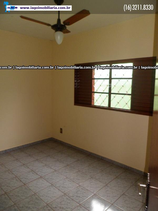 Alugar Casas / Padrão em Ribeirão Preto R$ 780,00 - Foto 12