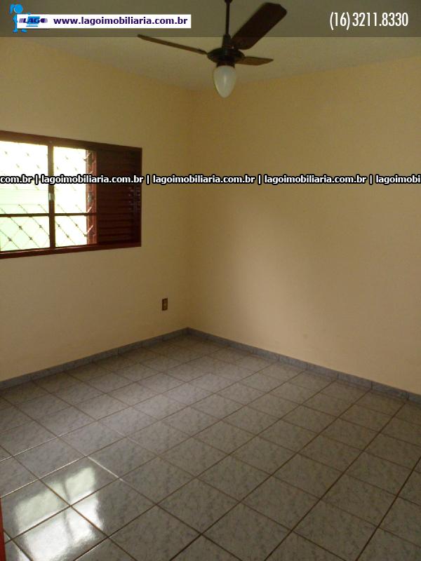 Alugar Casas / Padrão em Ribeirão Preto R$ 780,00 - Foto 10