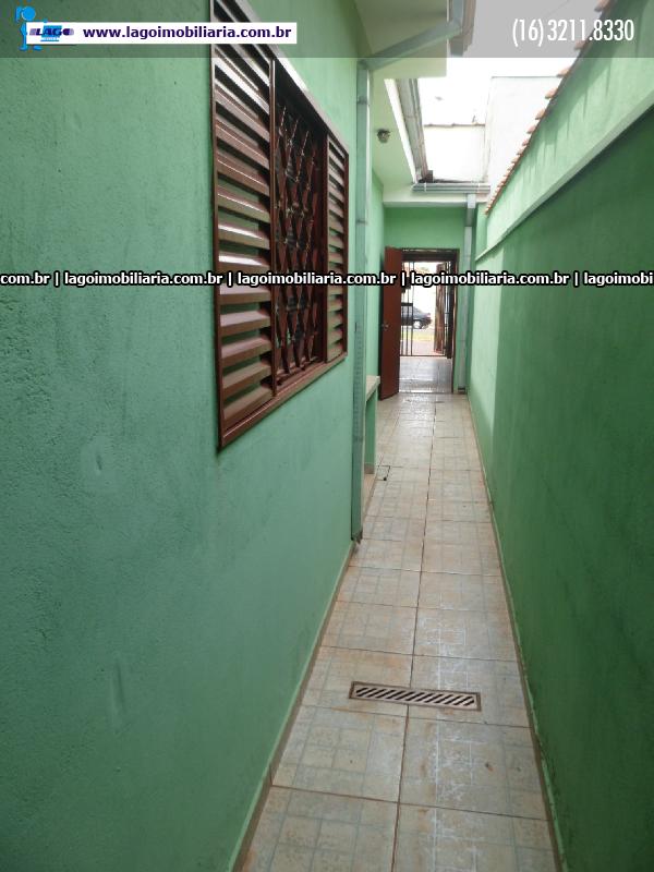 Alugar Casas / Padrão em Ribeirão Preto R$ 780,00 - Foto 5