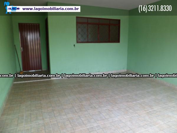 Alugar Casas / Padrão em Ribeirão Preto R$ 780,00 - Foto 4
