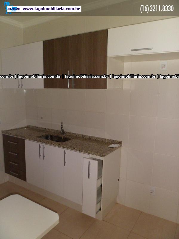 Alugar Apartamentos / Padrão em Ribeirão Preto R$ 1.800,00 - Foto 4