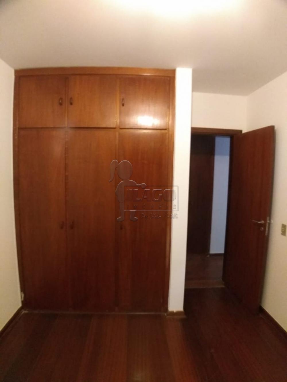 Alugar Apartamentos / Padrão em Ribeirão Preto R$ 1.000,00 - Foto 1