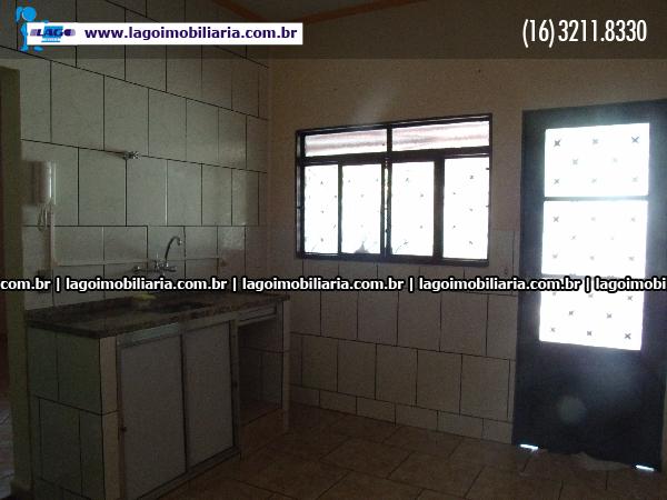 Alugar Casas / Padrão em Ribeirão Preto R$ 950,00 - Foto 16
