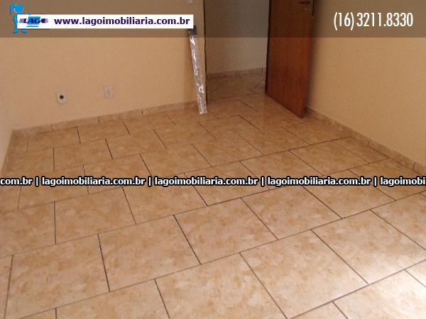 Alugar Casas / Padrão em Ribeirão Preto R$ 950,00 - Foto 22