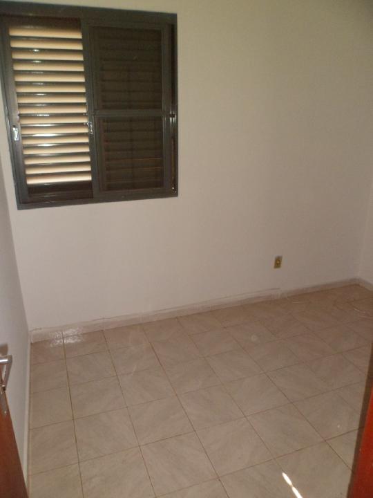 Alugar Apartamentos / Padrão em Ribeirão Preto R$ 950,00 - Foto 7