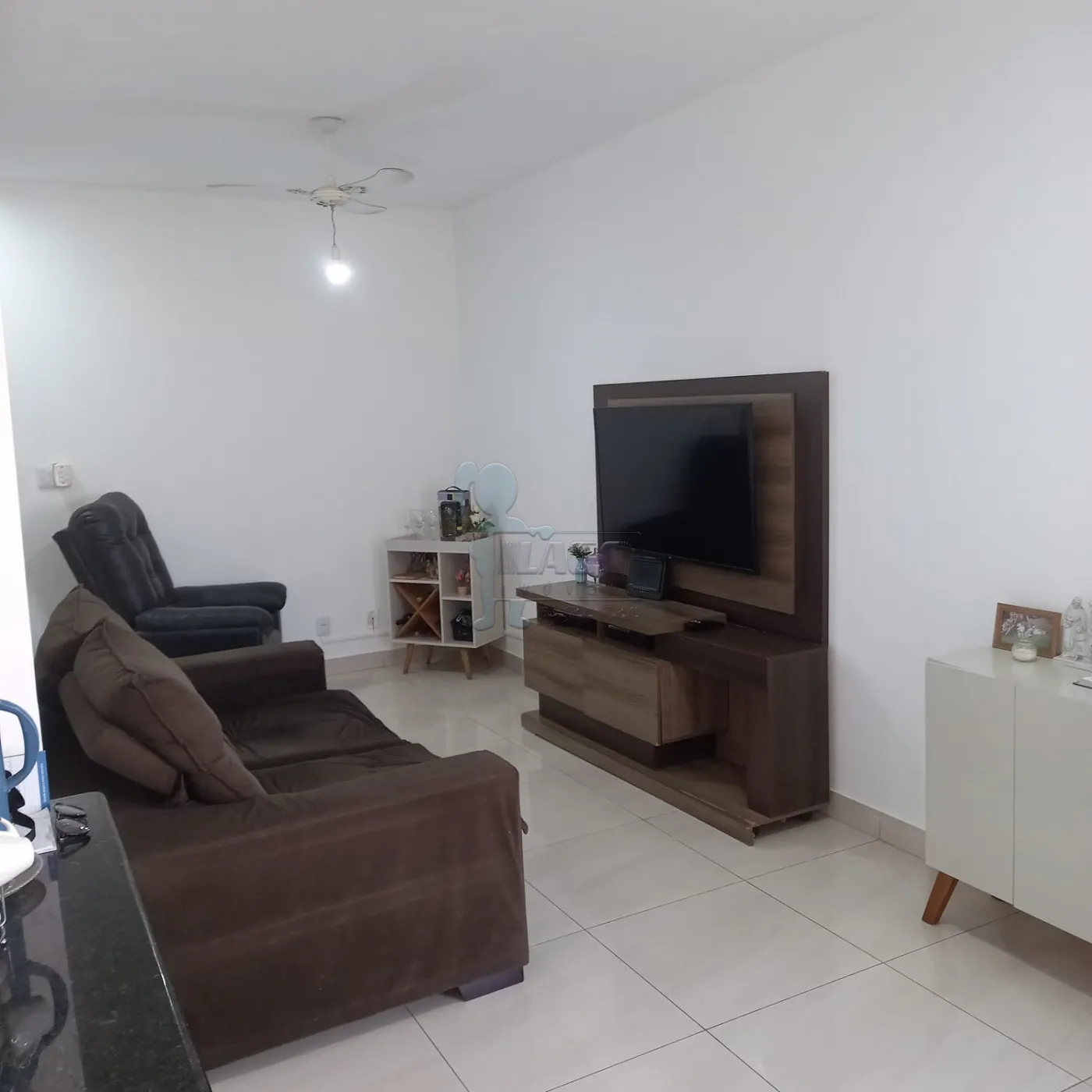 Alugar Casa / Padrão em Ribeirão Preto R$ 1.200,00 - Foto 15