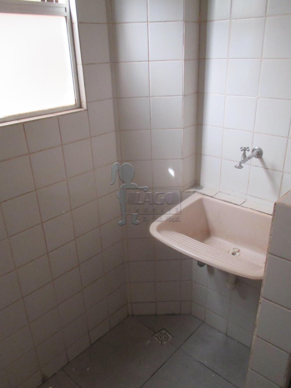 Alugar Apartamentos / Padrão em Ribeirão Preto R$ 870,00 - Foto 4