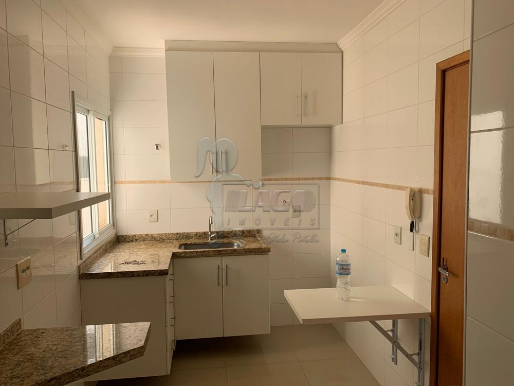 Alugar Apartamentos / Padrão em Ribeirão Preto R$ 1.650,00 - Foto 1