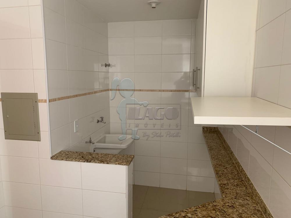 Alugar Apartamentos / Padrão em Ribeirão Preto R$ 1.650,00 - Foto 3