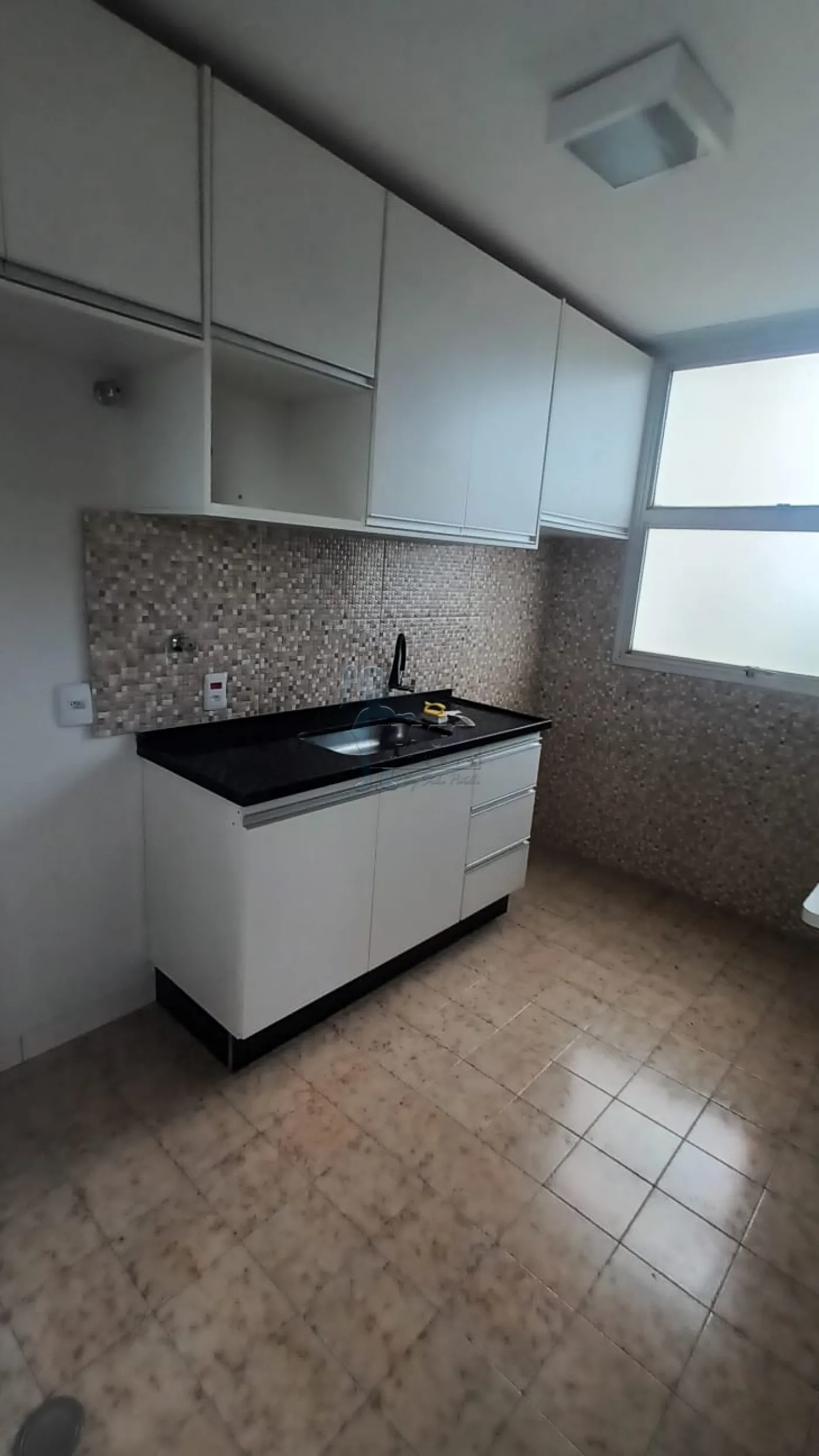 Alugar Apartamentos / Padrão em Ribeirão Preto R$ 900,00 - Foto 5