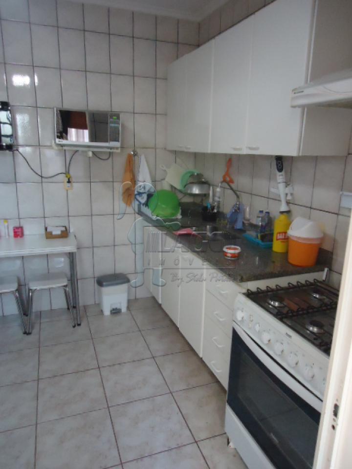 Alugar Apartamentos / Padrão em Ribeirão Preto R$ 1.800,00 - Foto 12