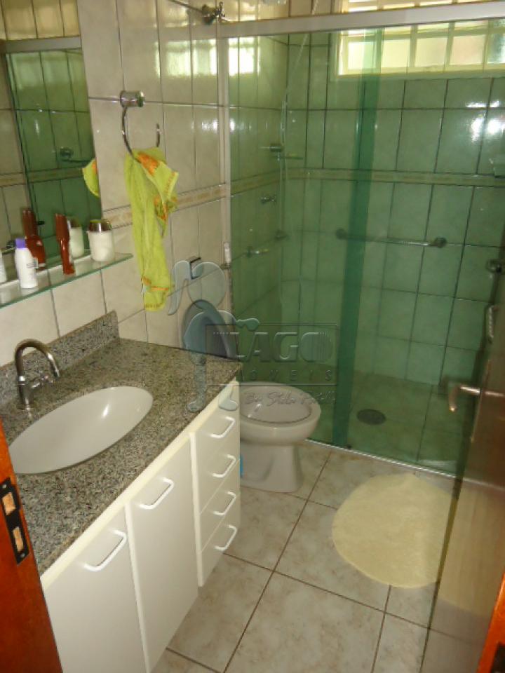 Alugar Apartamentos / Padrão em Ribeirão Preto R$ 1.800,00 - Foto 6