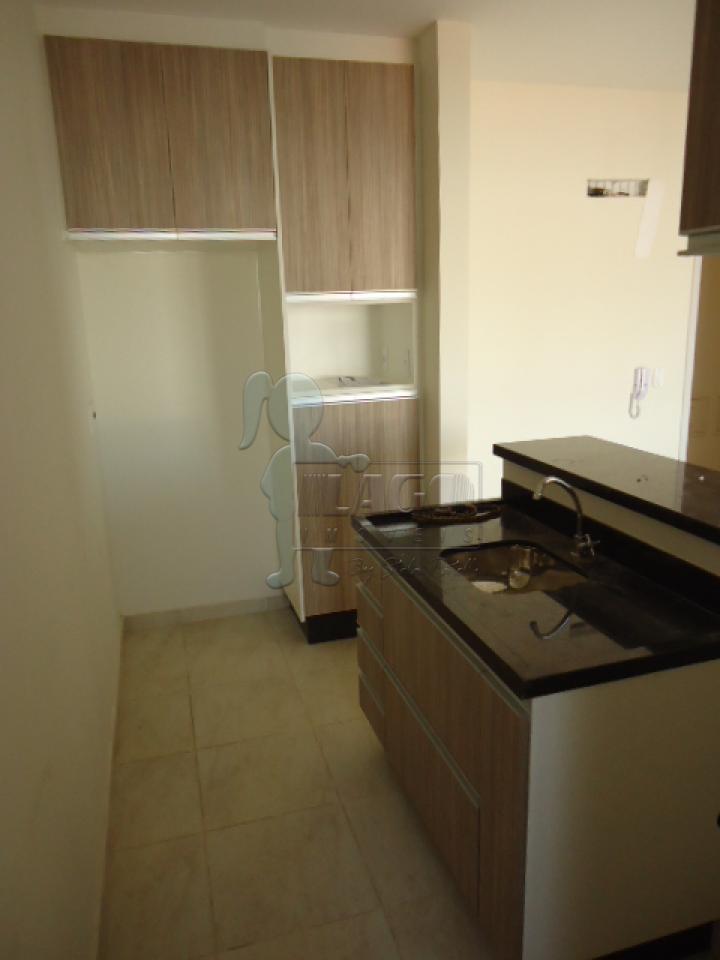 Alugar Apartamentos / Padrão em Ribeirão Preto R$ 1.000,00 - Foto 4