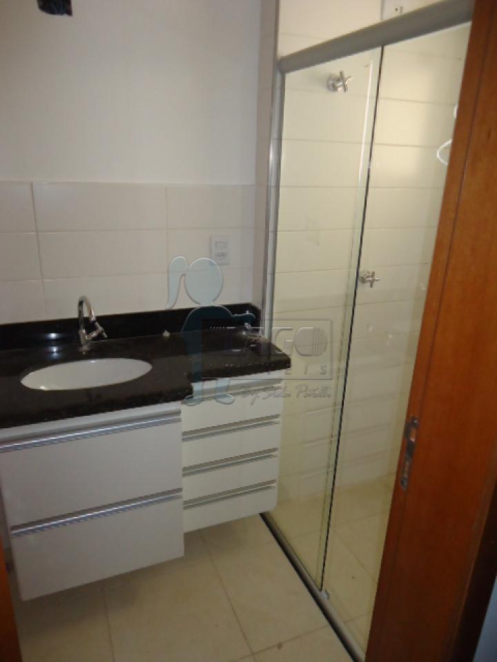 Alugar Apartamentos / Padrão em Ribeirão Preto R$ 1.350,00 - Foto 12