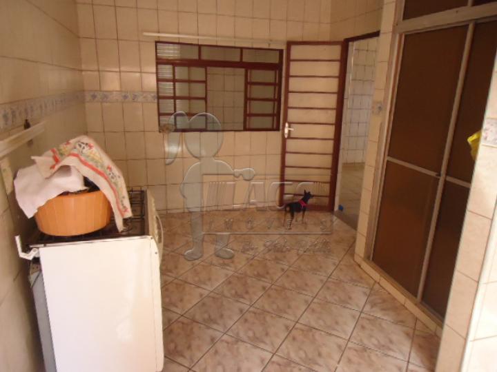 Alugar Casas / Padrão em Ribeirão Preto R$ 1.000,00 - Foto 9