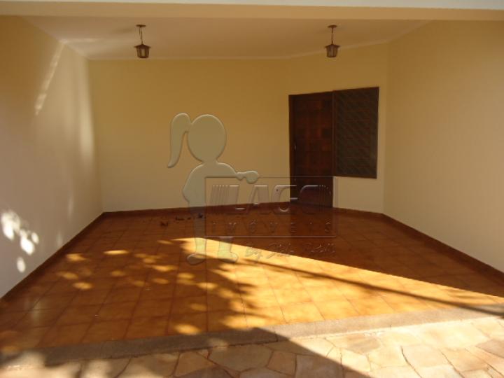 Alugar Casas / Padrão em Ribeirão Preto R$ 3.200,00 - Foto 3